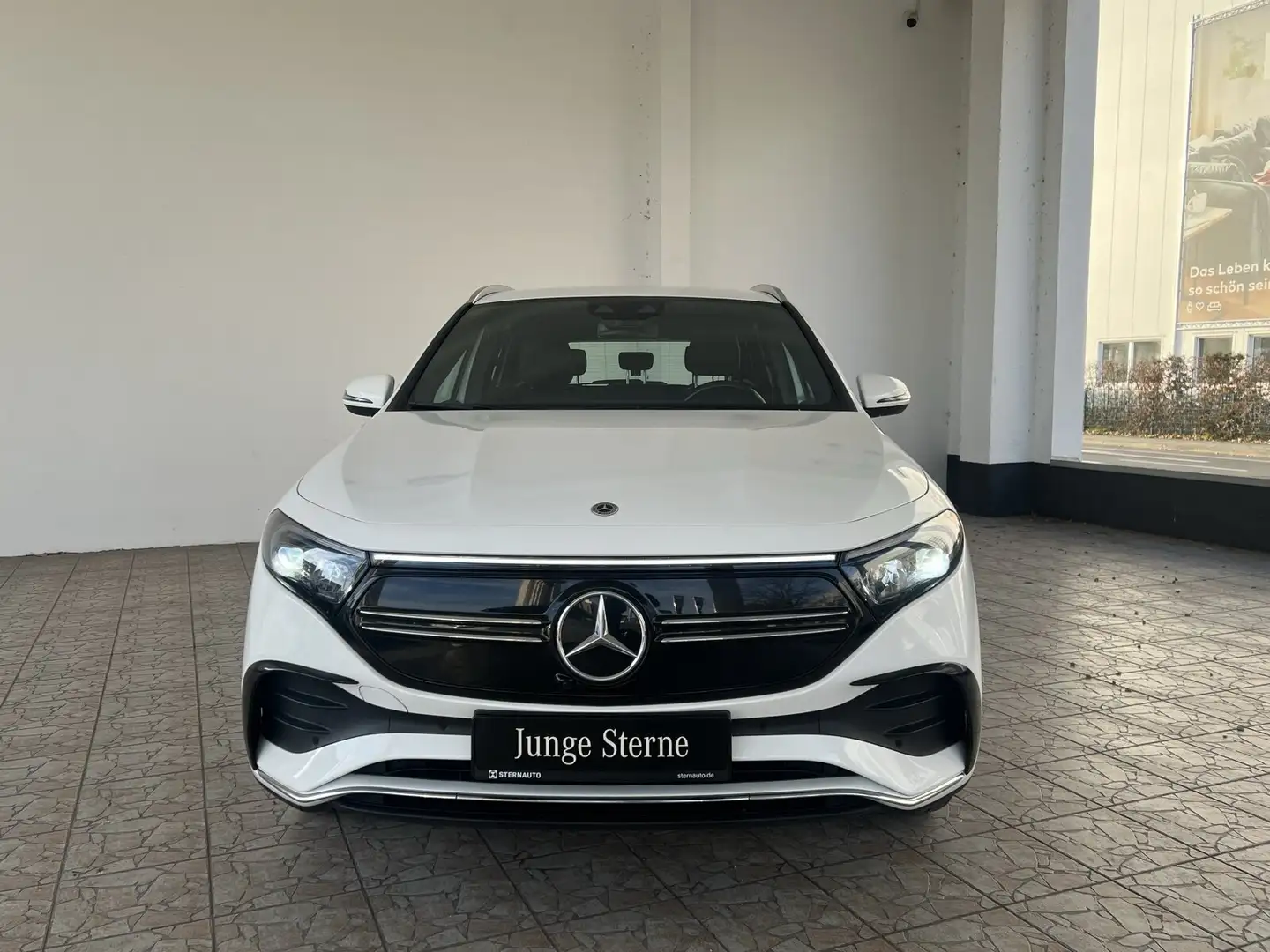 Mercedes-Benz EQA 300 EQA 300 4M AMG Line/Kamera/LED/Totwinkel/Sitzhzg Weiß - 2