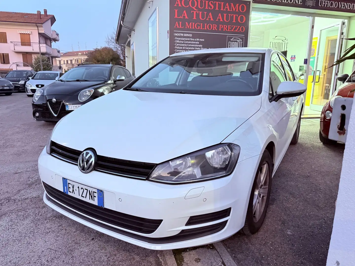 Volkswagen Golf Golf VII 2013 5p 1.6 tdi Highline Bianco - 1