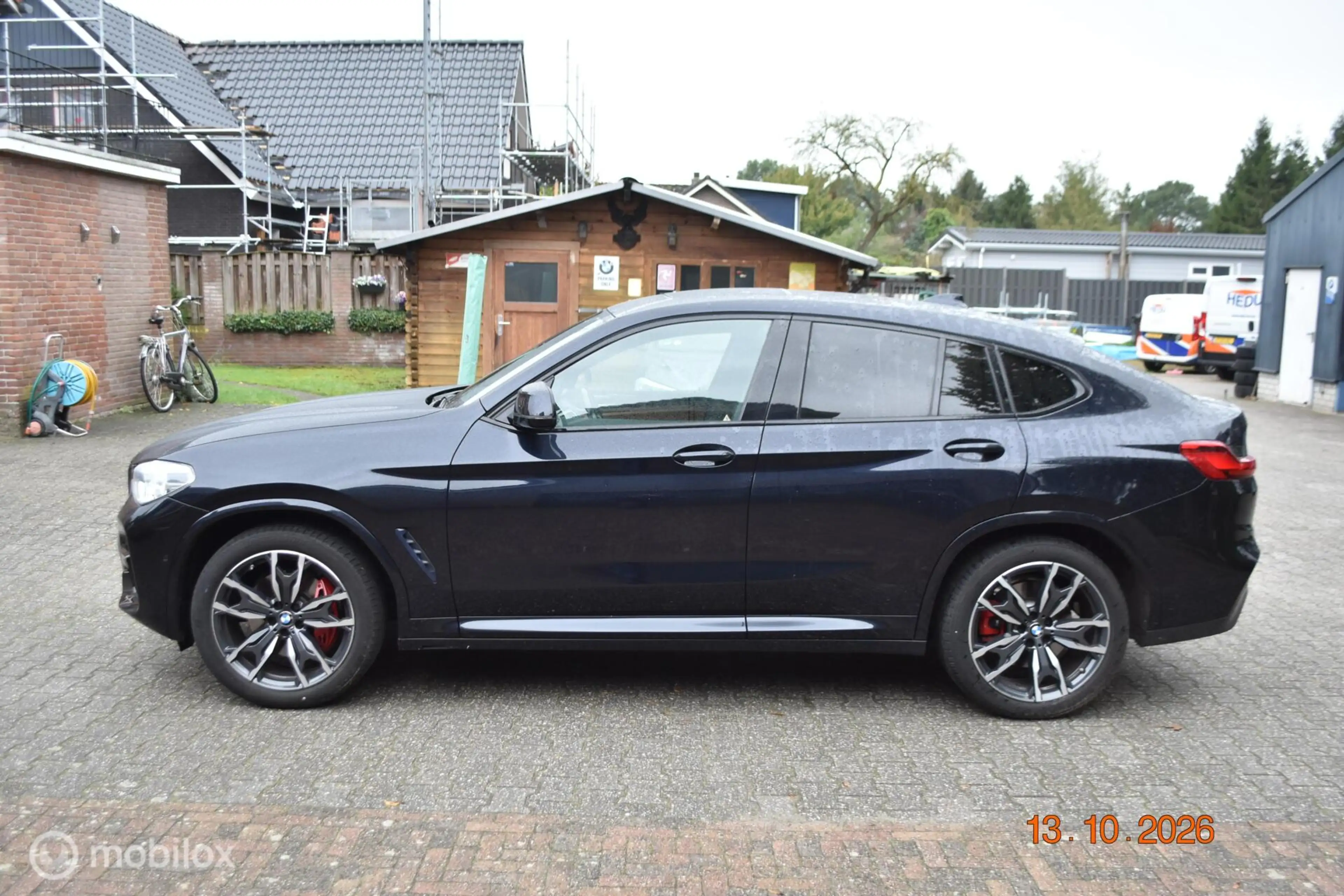 BMW X4 M40d High Executive — photo 7