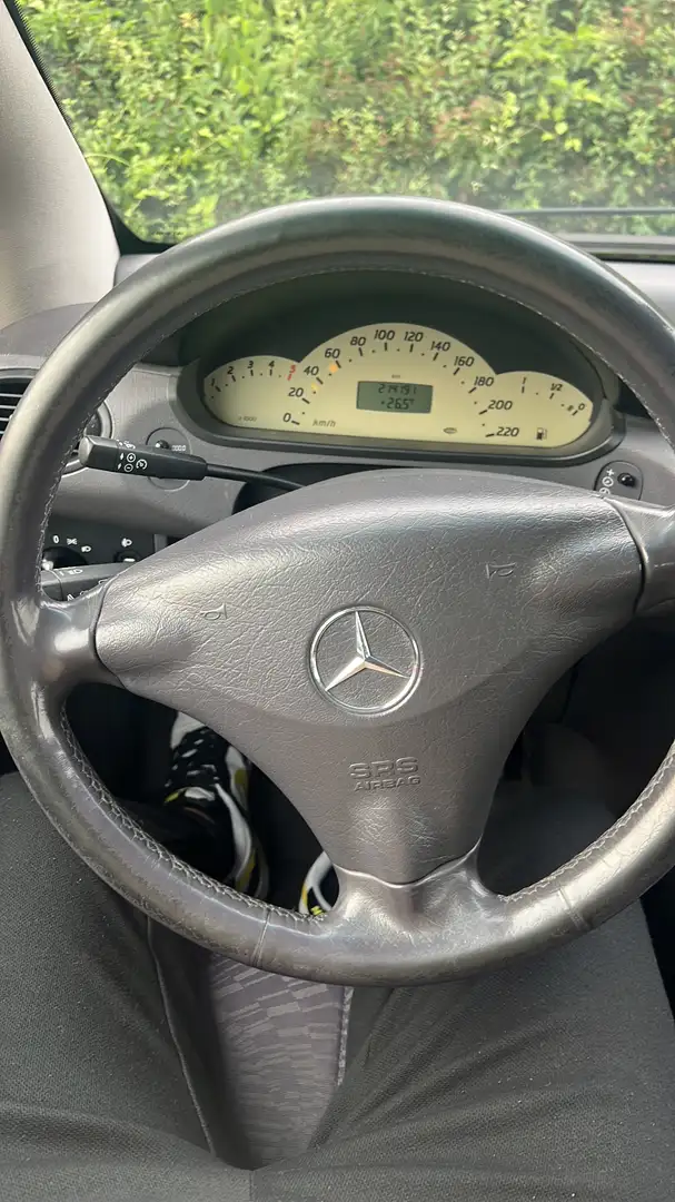 Mercedes-Benz A 170 A-Edition Avantgarde CDI Aut. - 2