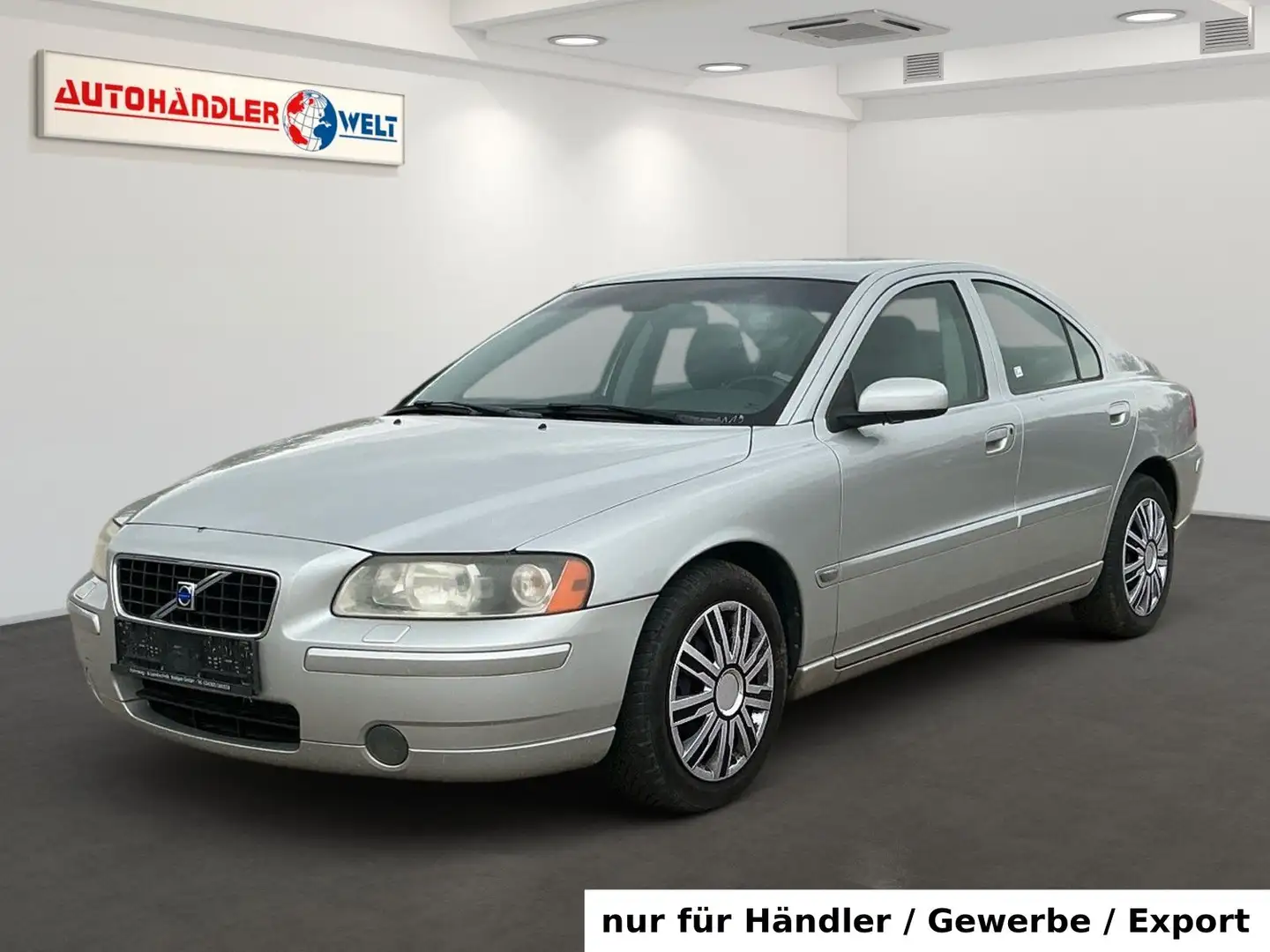 Volvo S60 2.4 AT Xenon T-Leder AAC SHZ PDC Tempo Argintiu - 1