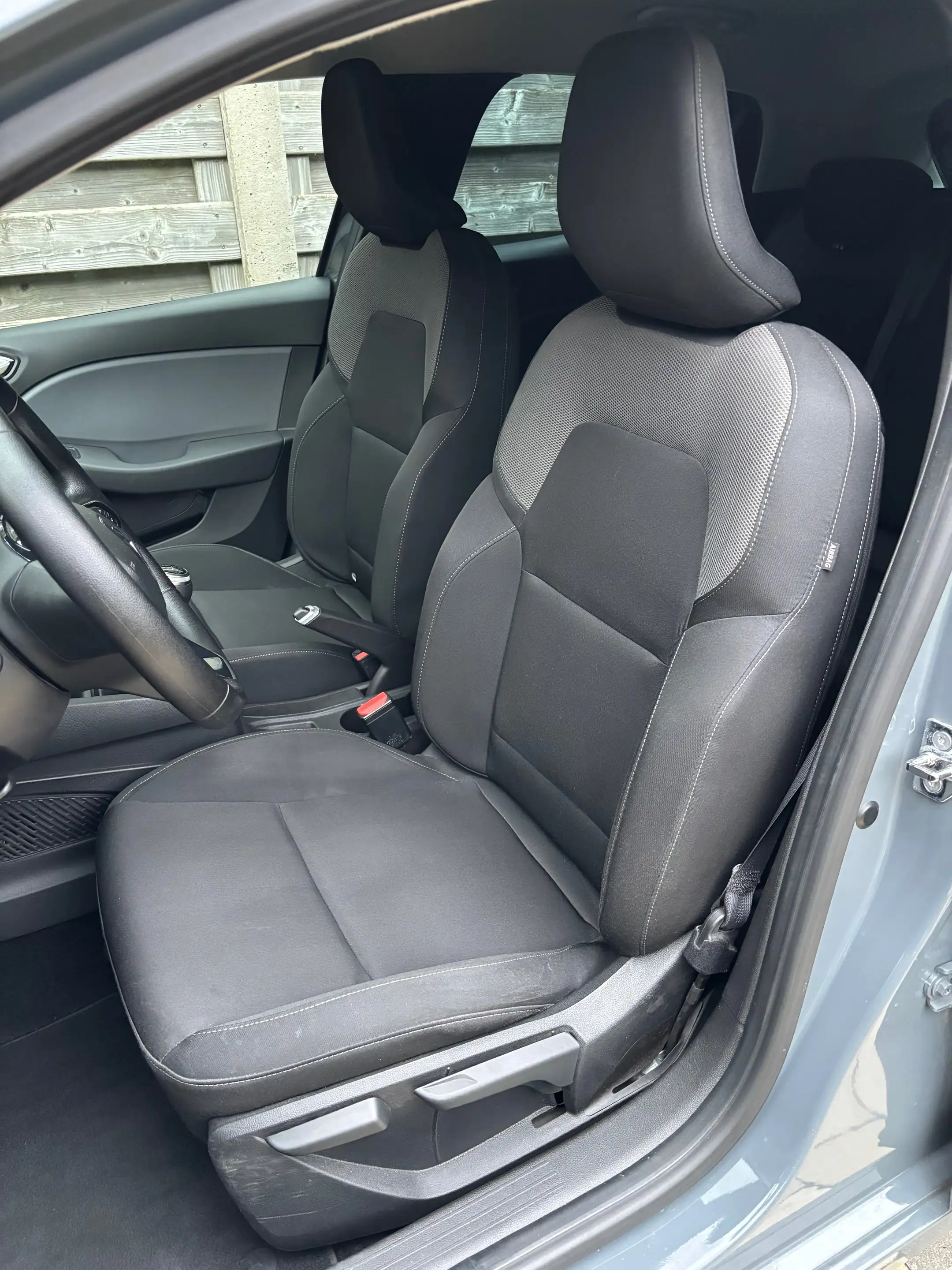 Renault Clio Clio 1.0 Sce zen 75 — photo 8