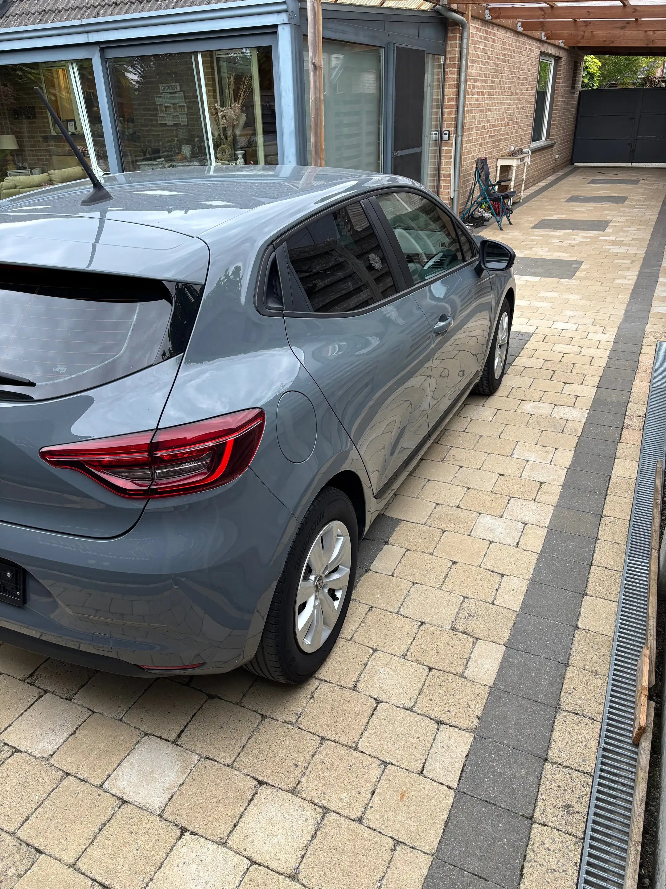 Renault Clio Clio 1.0 Sce zen 75 — photo 5
