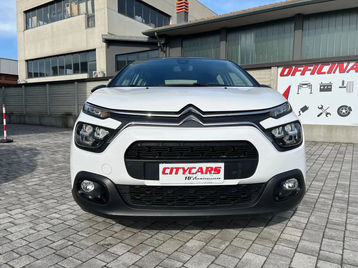 Citroen C3 1.2 benzina Shine Automatica solo 35000 km !! Bílá - 2