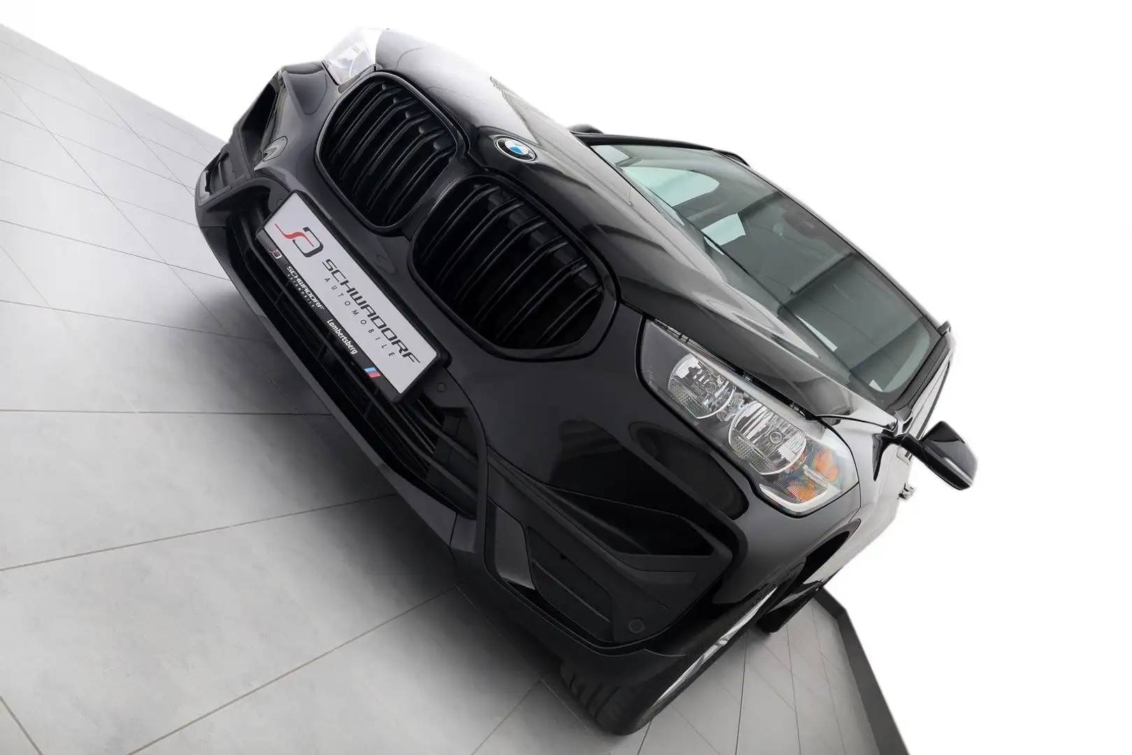 BMW X1 sDrive18d Aut. Sportsitze Parkassist 1.Hand Noir - 2