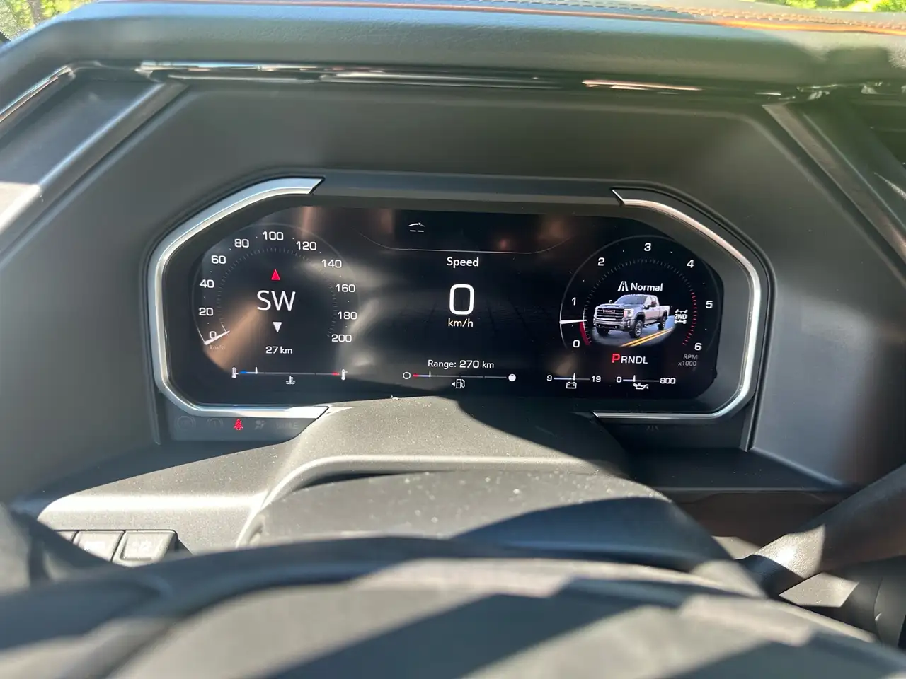 GMC Sierra 3500HD снимка GMC Sierra 3500HD