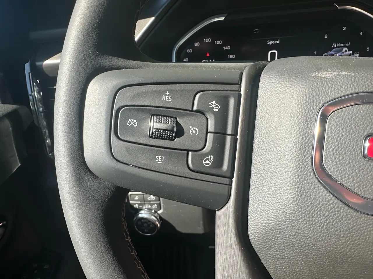 GMC Sierra 3500HD снимка GMC Sierra 3500HD