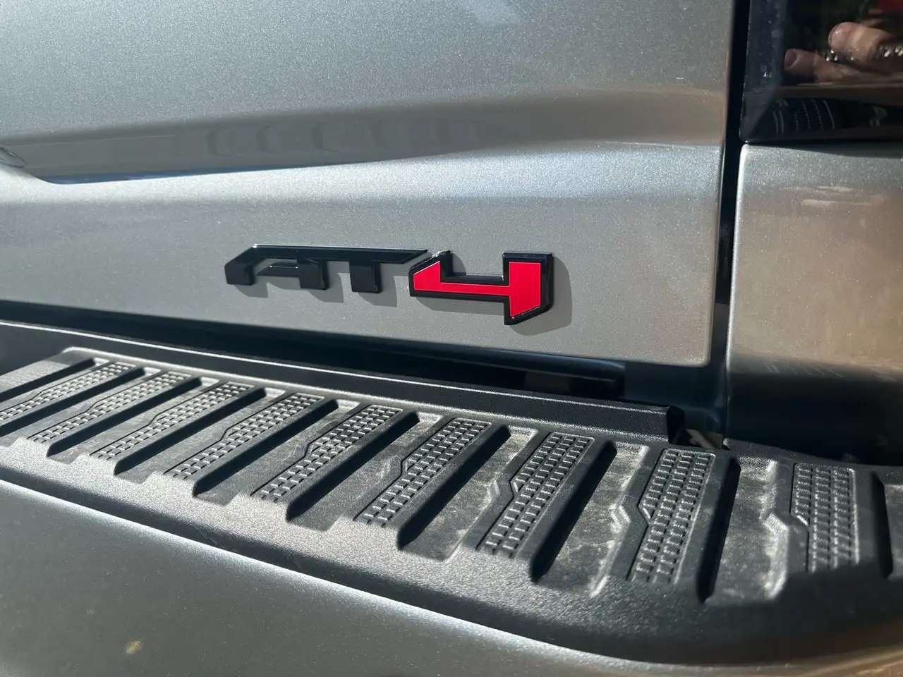 GMC Sierra 3500HD снимка GMC Sierra 3500HD