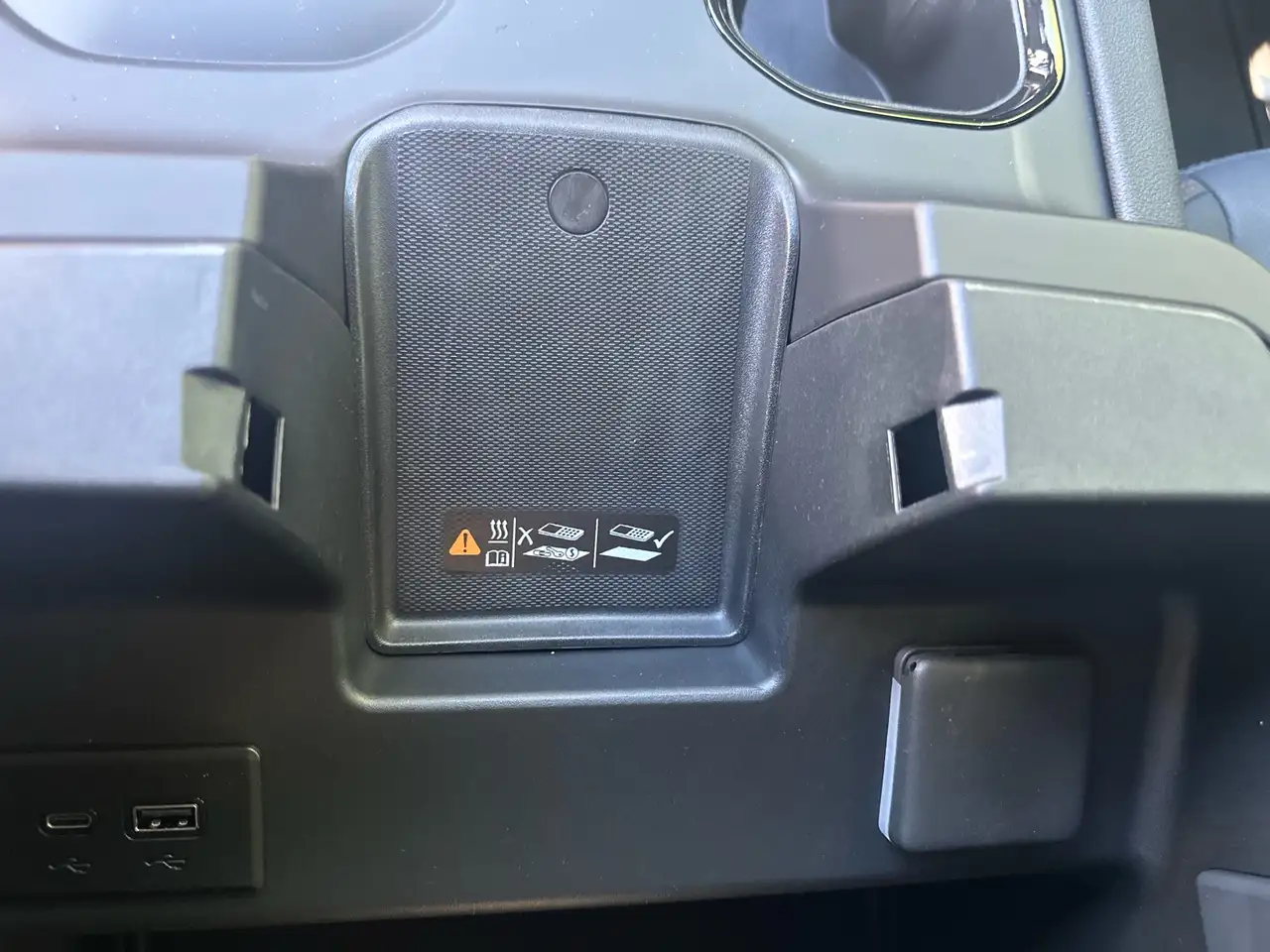 GMC Sierra 3500HD снимка GMC Sierra 3500HD