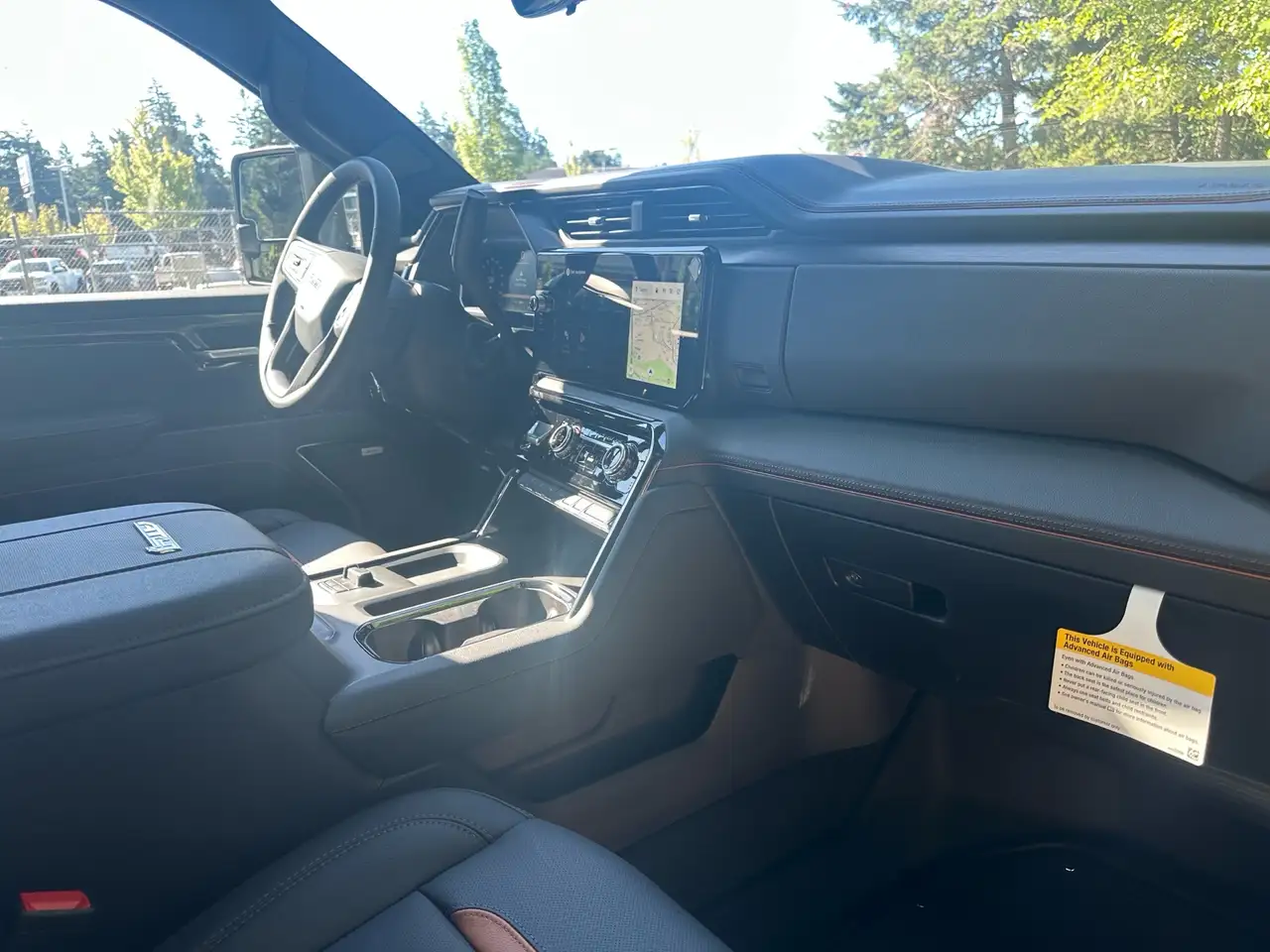 GMC Sierra 3500HD снимка GMC Sierra 3500HD