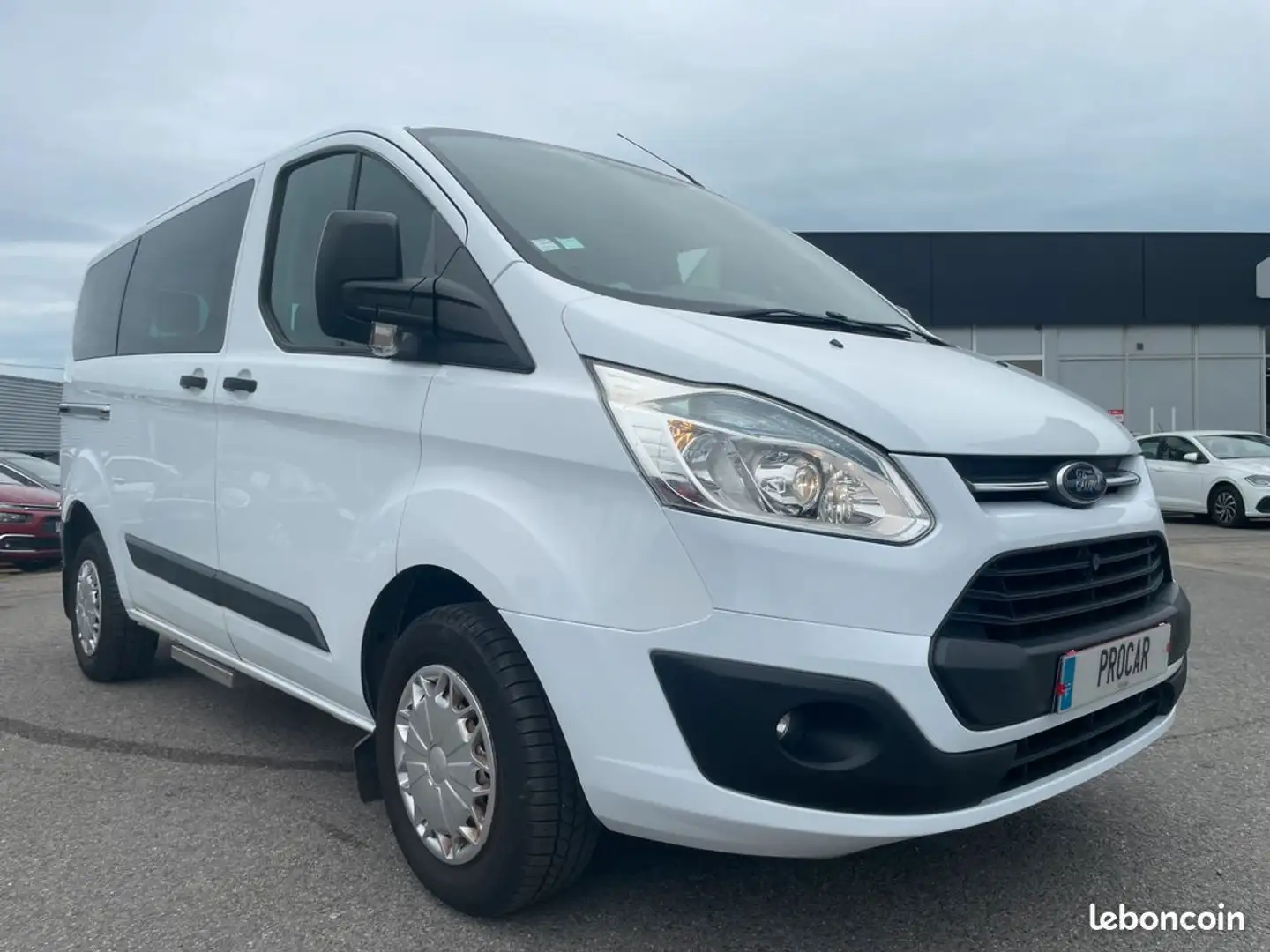 Ford Transit Custom transit kombi 2.2 tdci 100 trend 9 places Bianco - 2