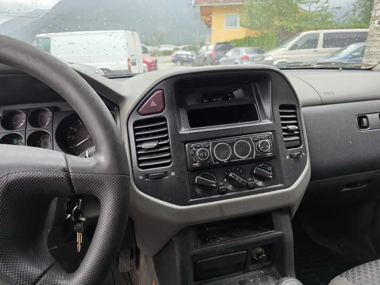 Mitsubishi Pajero GL 2,5 TD, foto 8