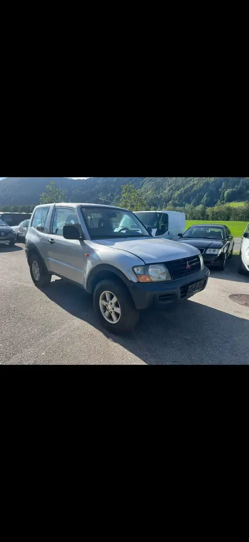 Mitsubishi Pajero GL 2,5 TD - 1