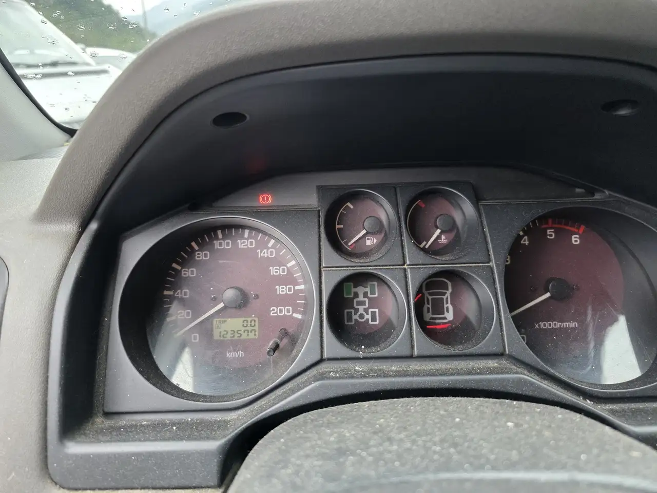 Mitsubishi Pajero GL 2,5 TD, foto 7