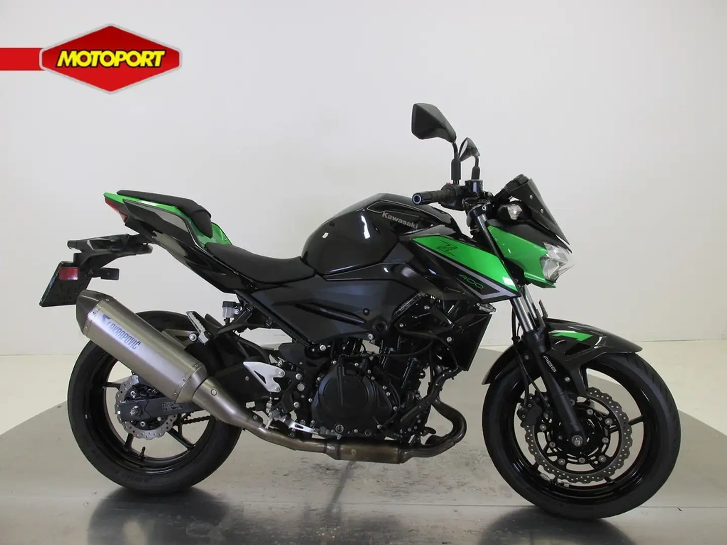 Kawasaki Z 400 Groen - 1