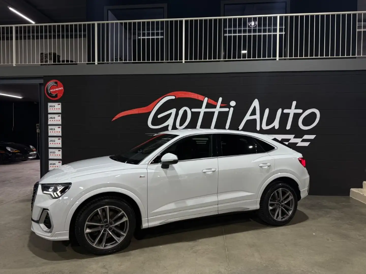 Audi Q3 45 TFSI COUPE TRIPLO SLINE Bianco - 2