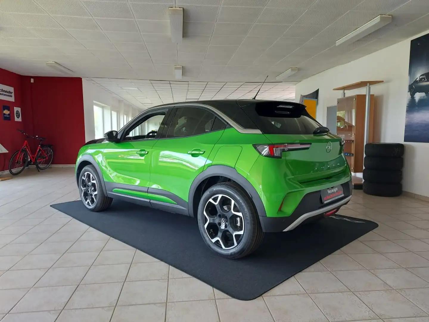 Opel Mokka-E Ultimate+MatrixLED+Navi+Alcantara+Keyl. Grün - 2