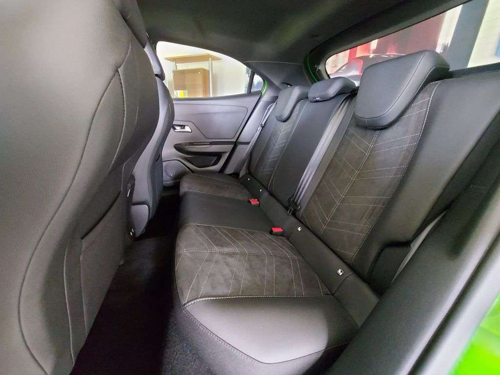 Opel Mokka E