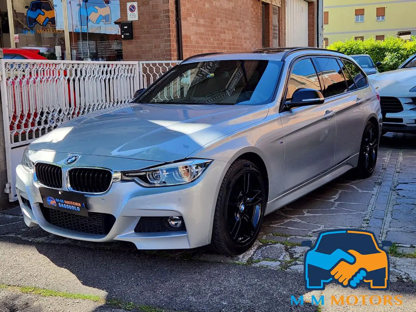 BMW 318 d Touring Msport AUT. Grijs - 1