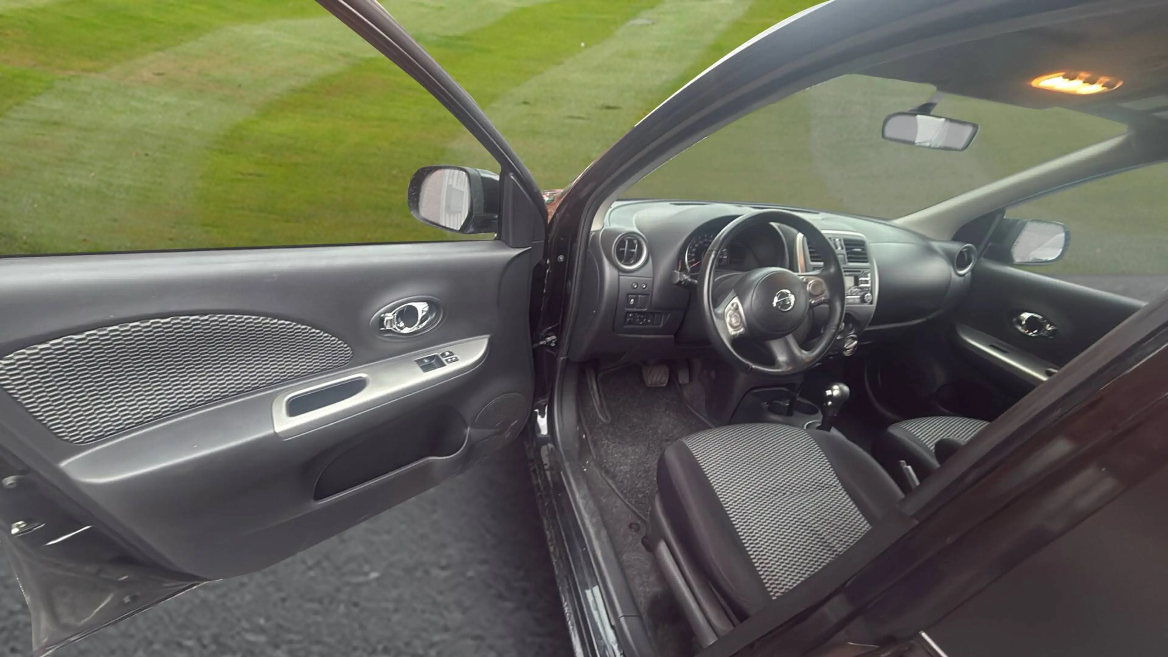 Nissan Micra Micra 1.2i Acenta CVT — photo 11
