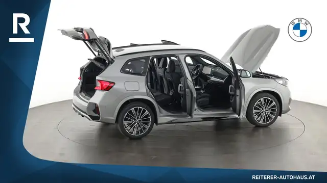BMW X1 view 12