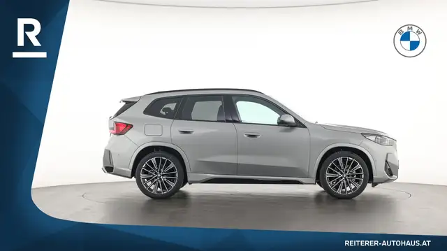 BMW X1 view 7