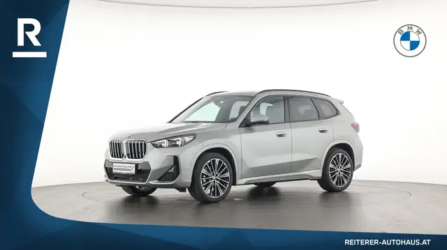 BMW X1 view 3