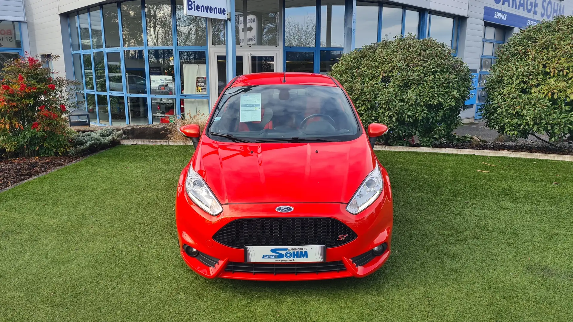 Ford Fiesta 1.6 ECOBOOST 182CH ST 3P Rouge - 2