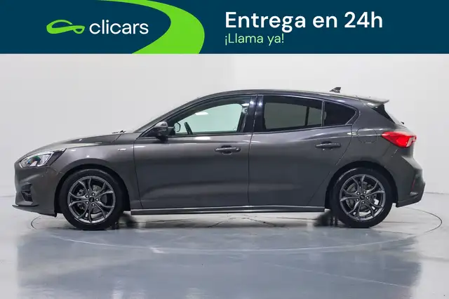 Ford Focus view 8