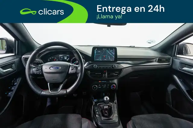 Ford Focus view 13
