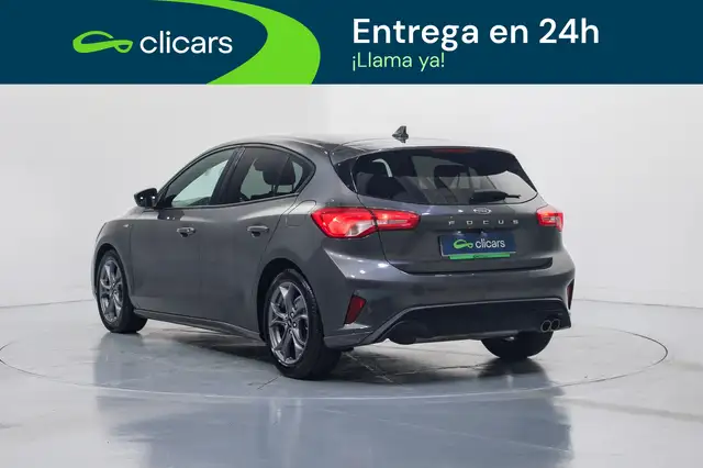 Ford Focus view 9