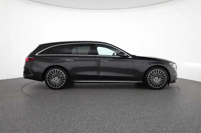 Mercedes-Benz E 300 de 4Matic AMG Line Burmester Digital Light Ansicht 5