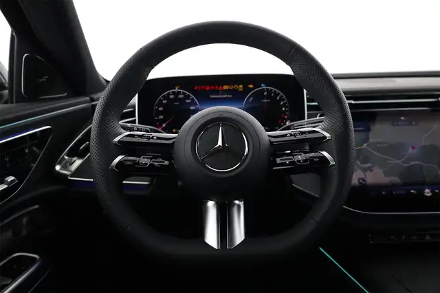 Mercedes-Benz E 300 de 4Matic AMG Line Burmester Digital Light Ansicht 15