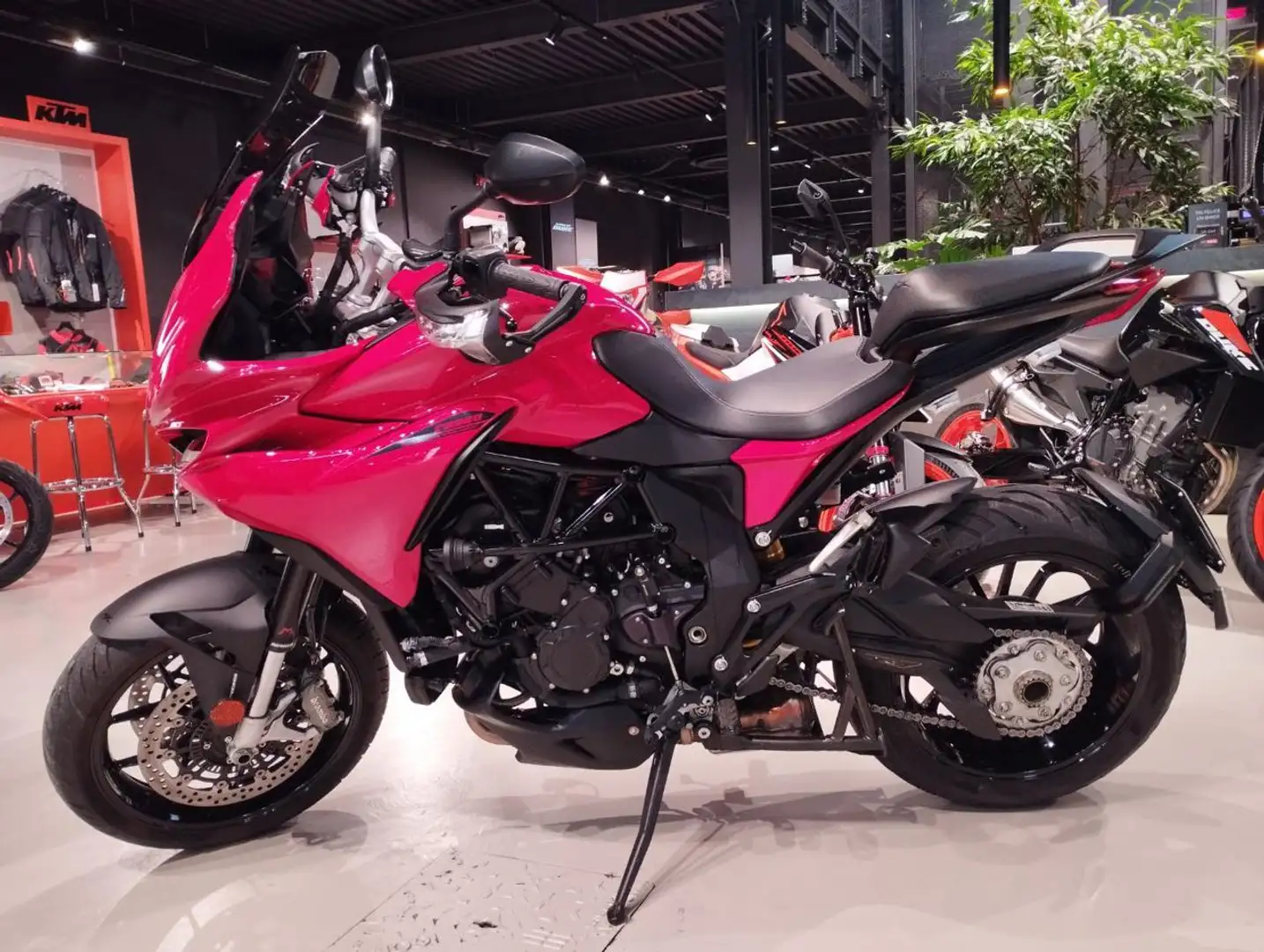 MV Agusta Turismo Veloce 800 ROSSO Rojo - 2