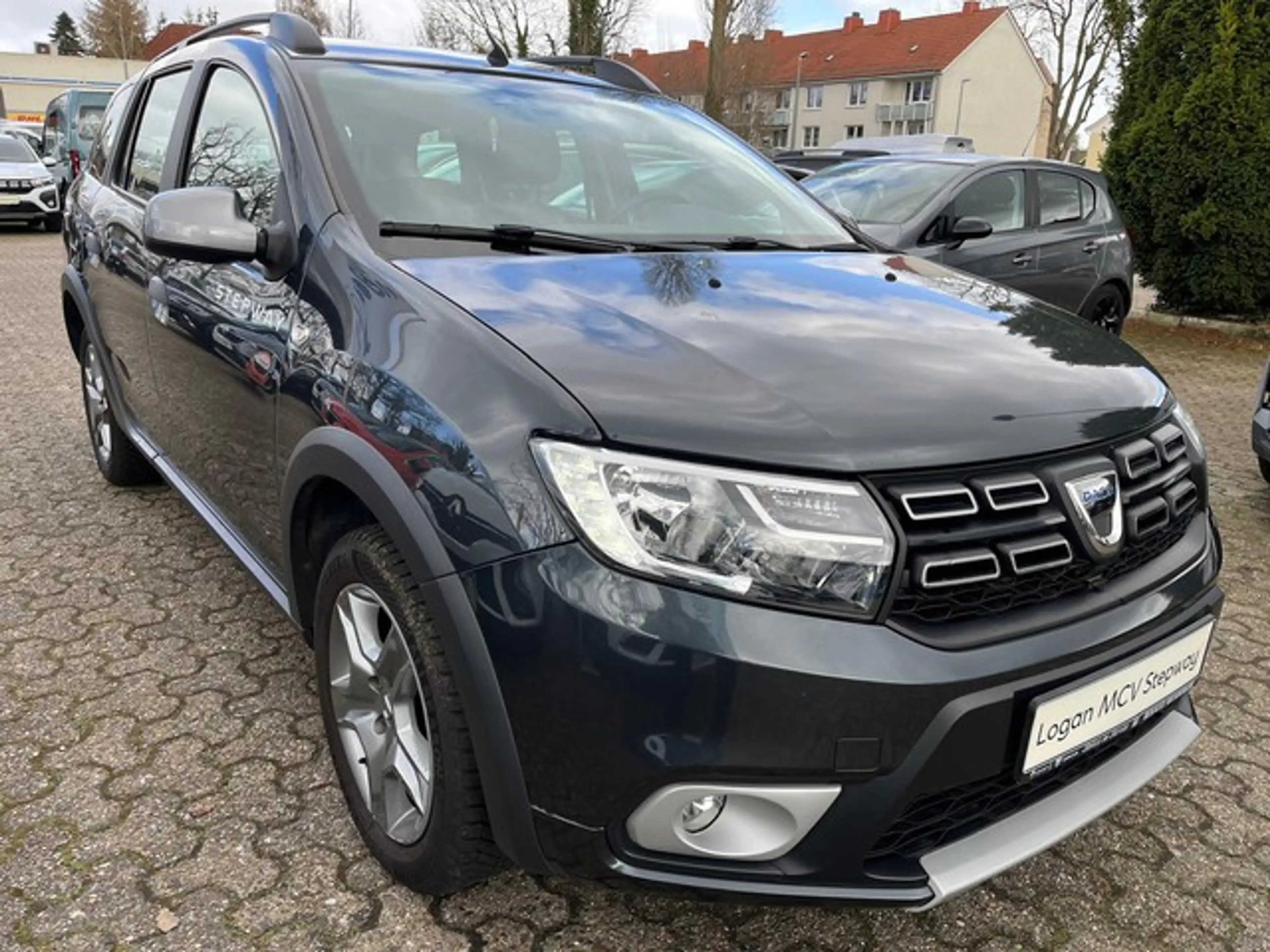 Dacia Logan Stepway — photo 8