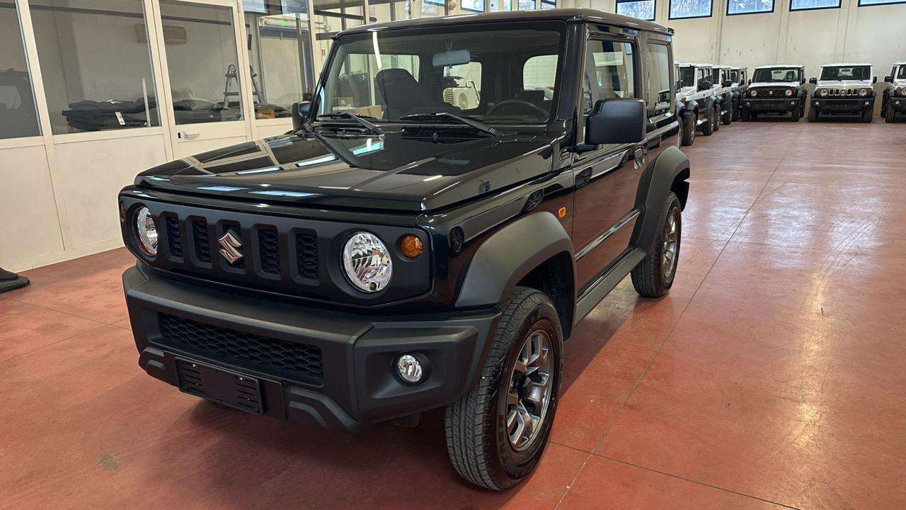 Suzuki Jimny Autovettura 4 Posti AllGrip Pronta Consegna