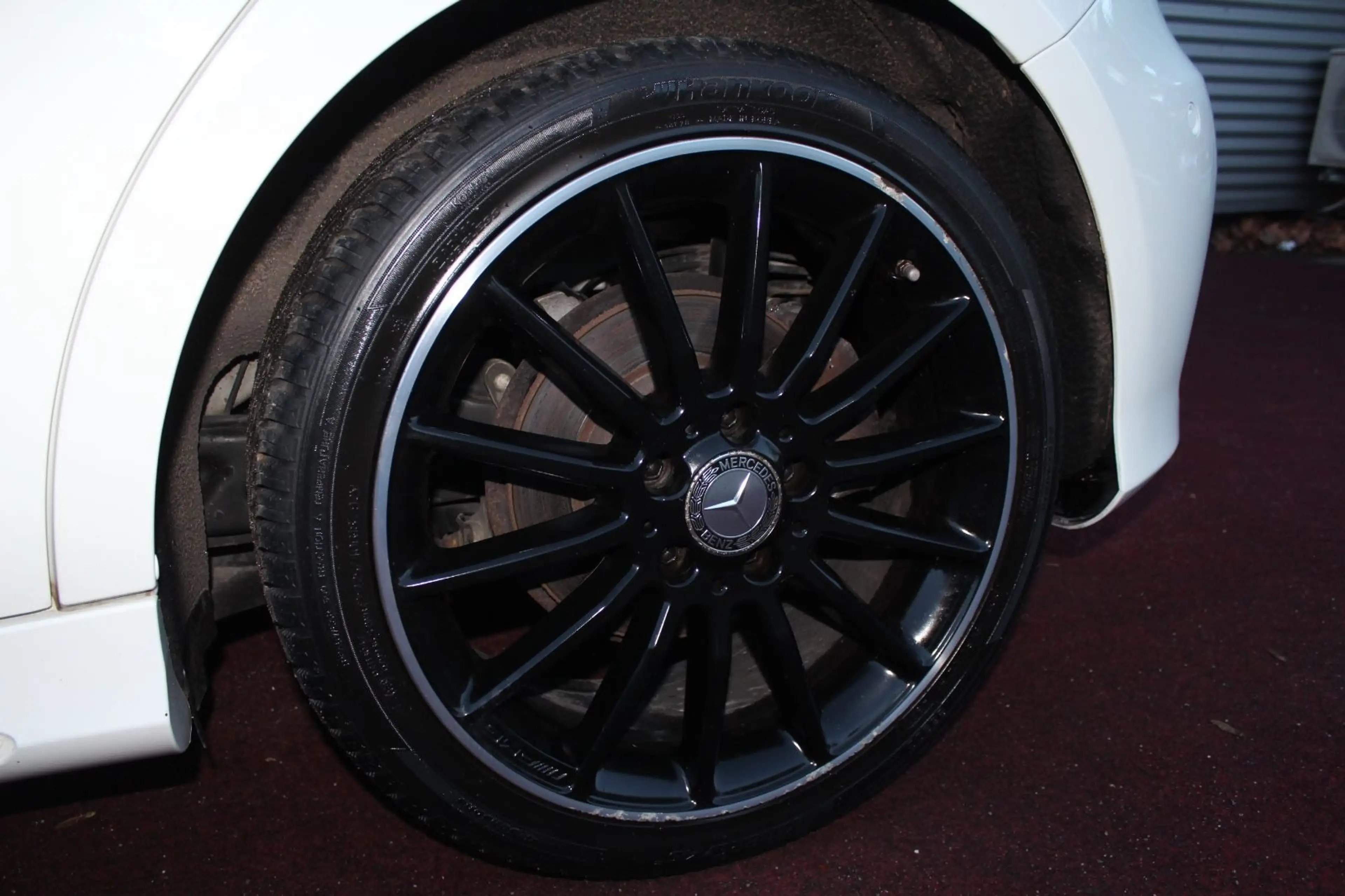 Mercedes-Benz A 200 EXCLUSIV PAKET AMG-LINE NIGHT LEDER NAVI — photo 3
