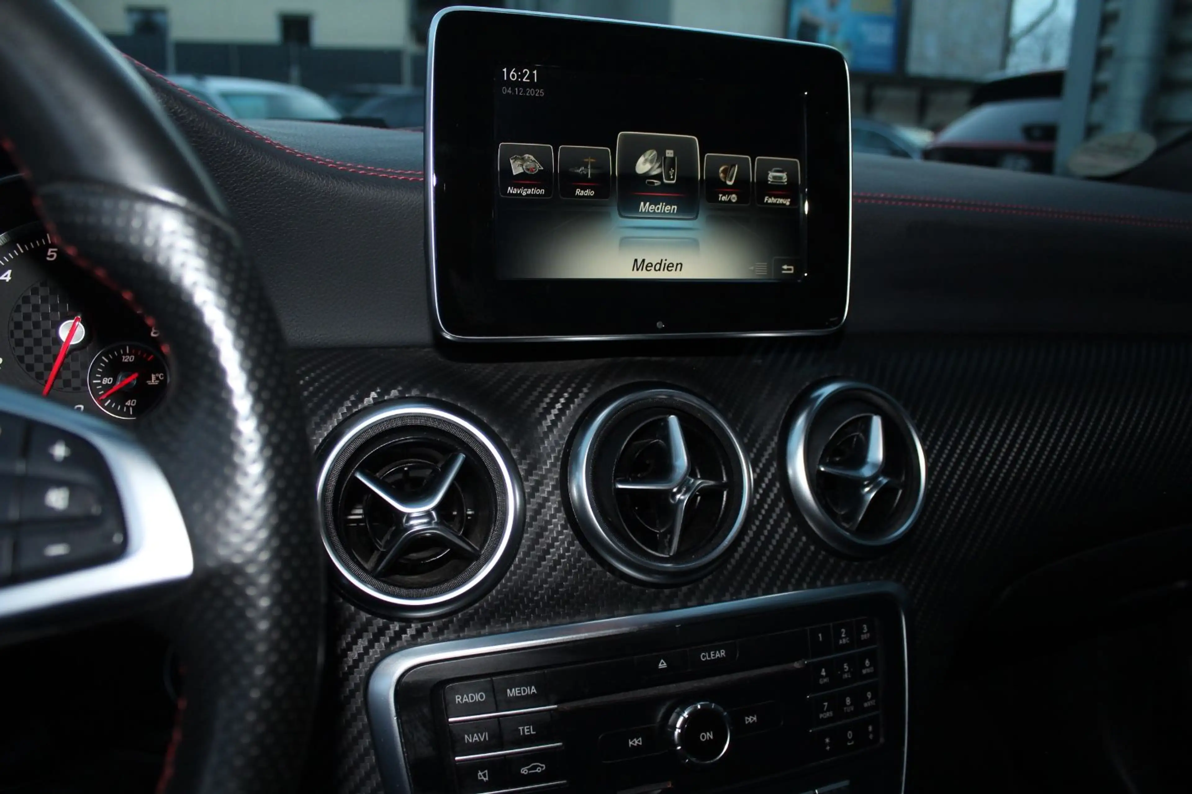 Mercedes-Benz A 200 EXCLUSIV PAKET AMG-LINE NIGHT LEDER NAVI — photo 9