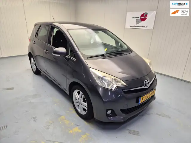 Toyota Verso-S 1.3 VVT-i Comfort Navi Airco Ecc Alu Velgen