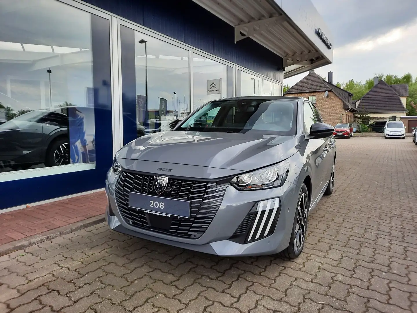 Peugeot 208 Allure Hybrid AKLIMA SH NAVI TWA RFKAMERA Grau - 2