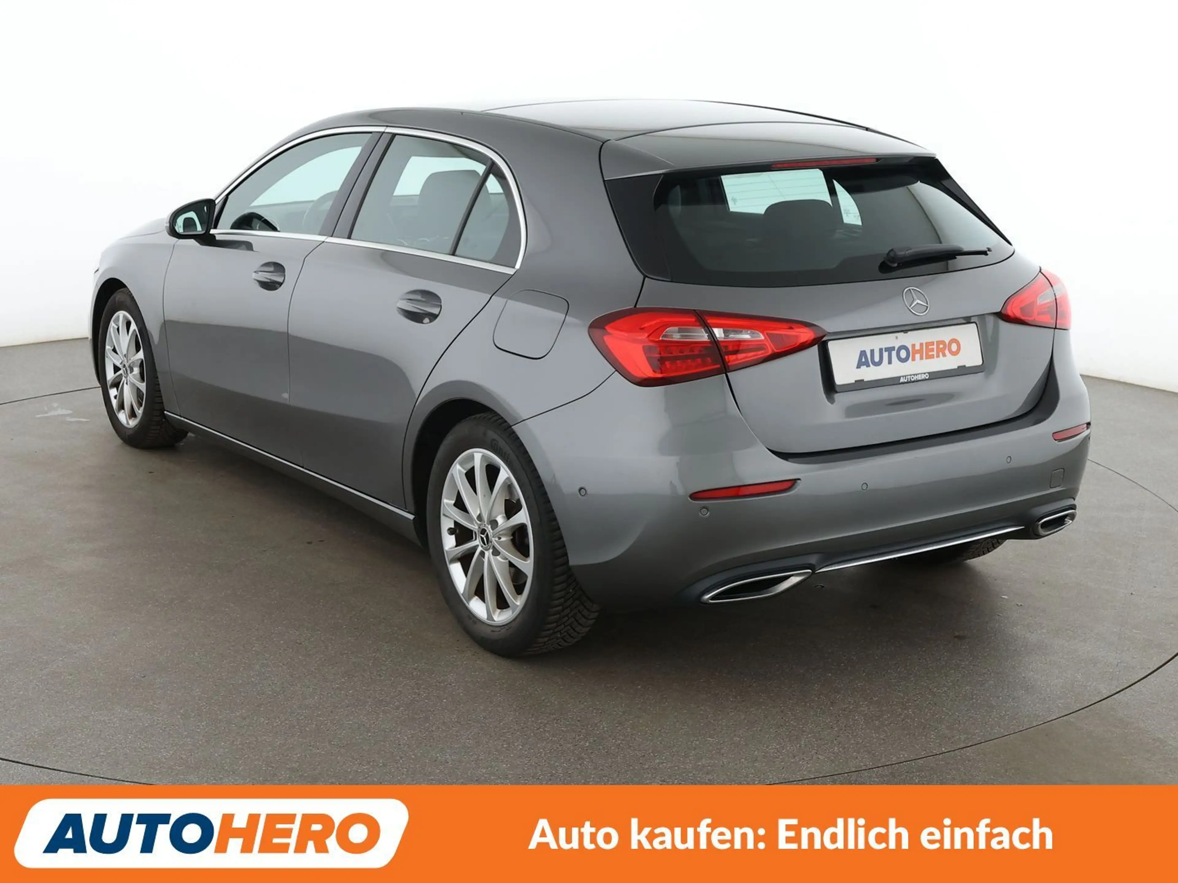Mercedes-Benz A 180 *NAVI*TEMPO*PDC*SHZ*KLIMA*GARANTIE* — photo 4