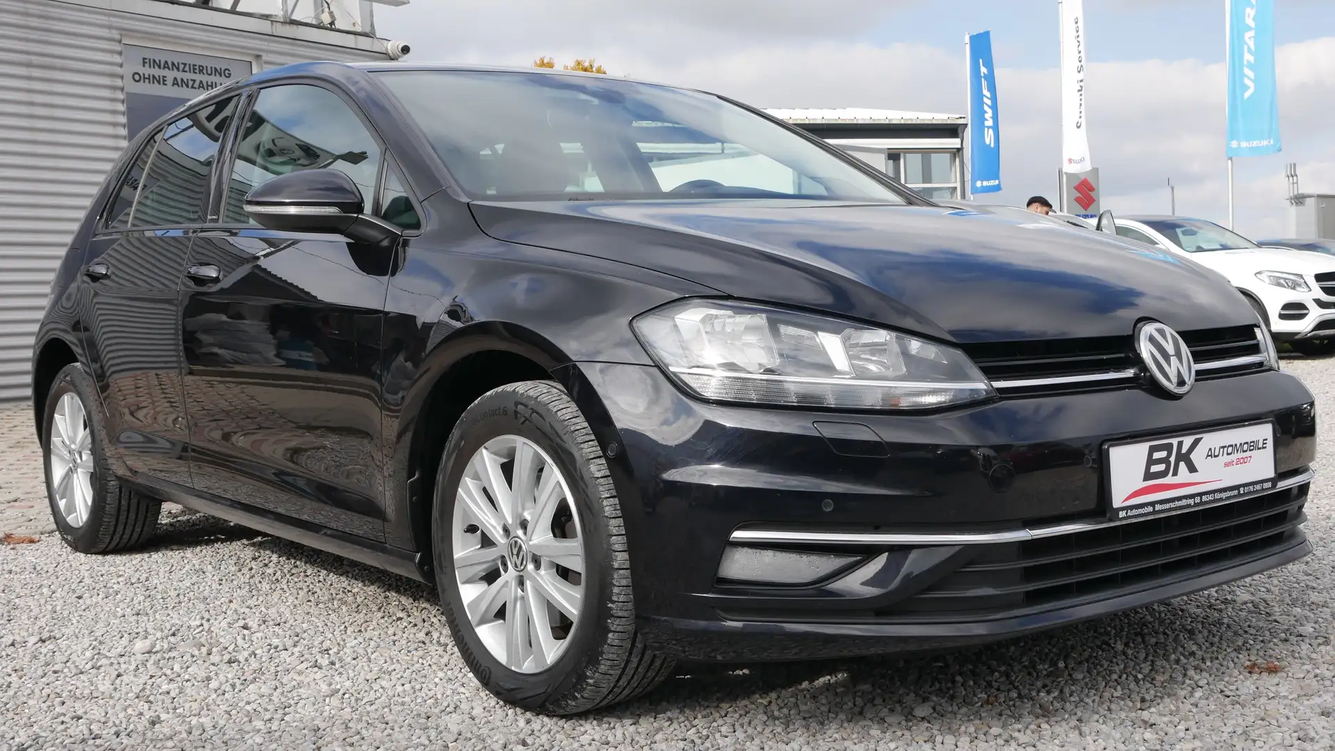 Volkswagen Golf 7 1.6 TDI  Sitzheizung Navi 2 Zonen Klimaauto BT Nero - 1