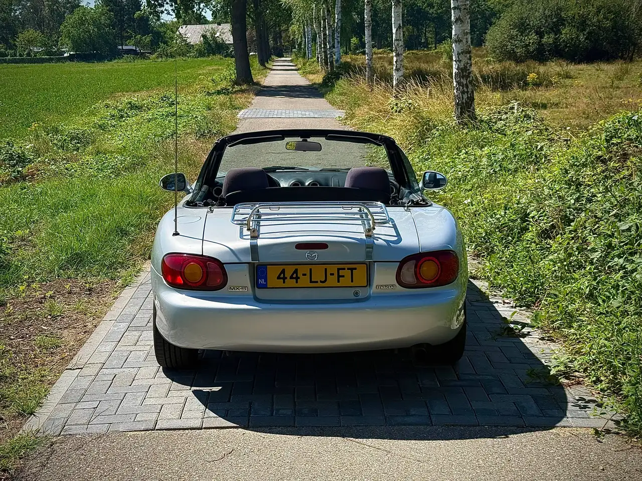 Mazda MX-5 VEEL ONDERHOUD | APK 5-2027, foto 5