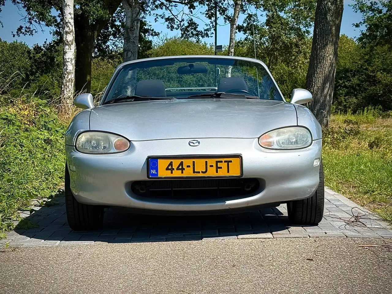 Mazda MX-5 VEEL ONDERHOUD | APK 5-2027, foto 2