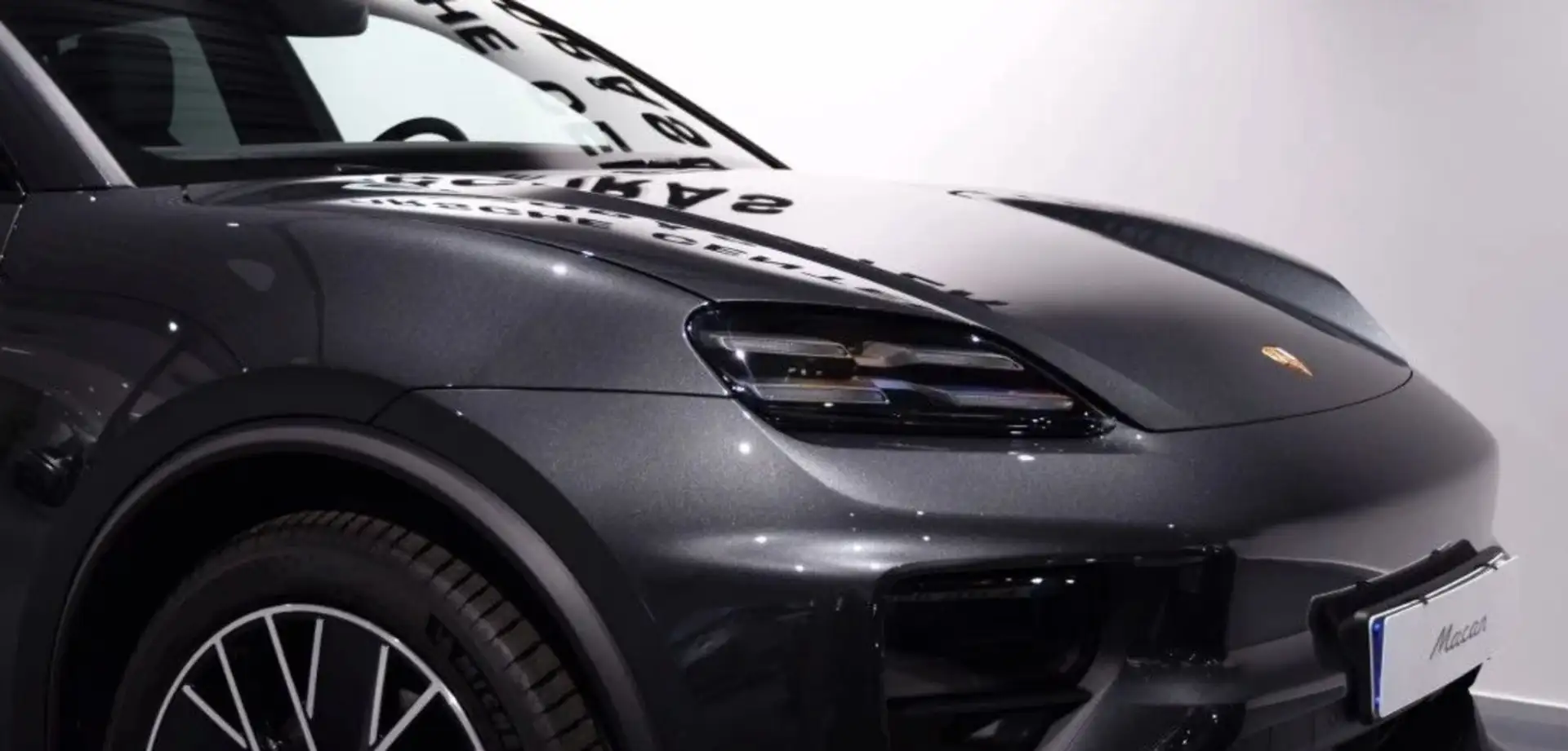 Porsche Macan Electric 4 Gris - 2