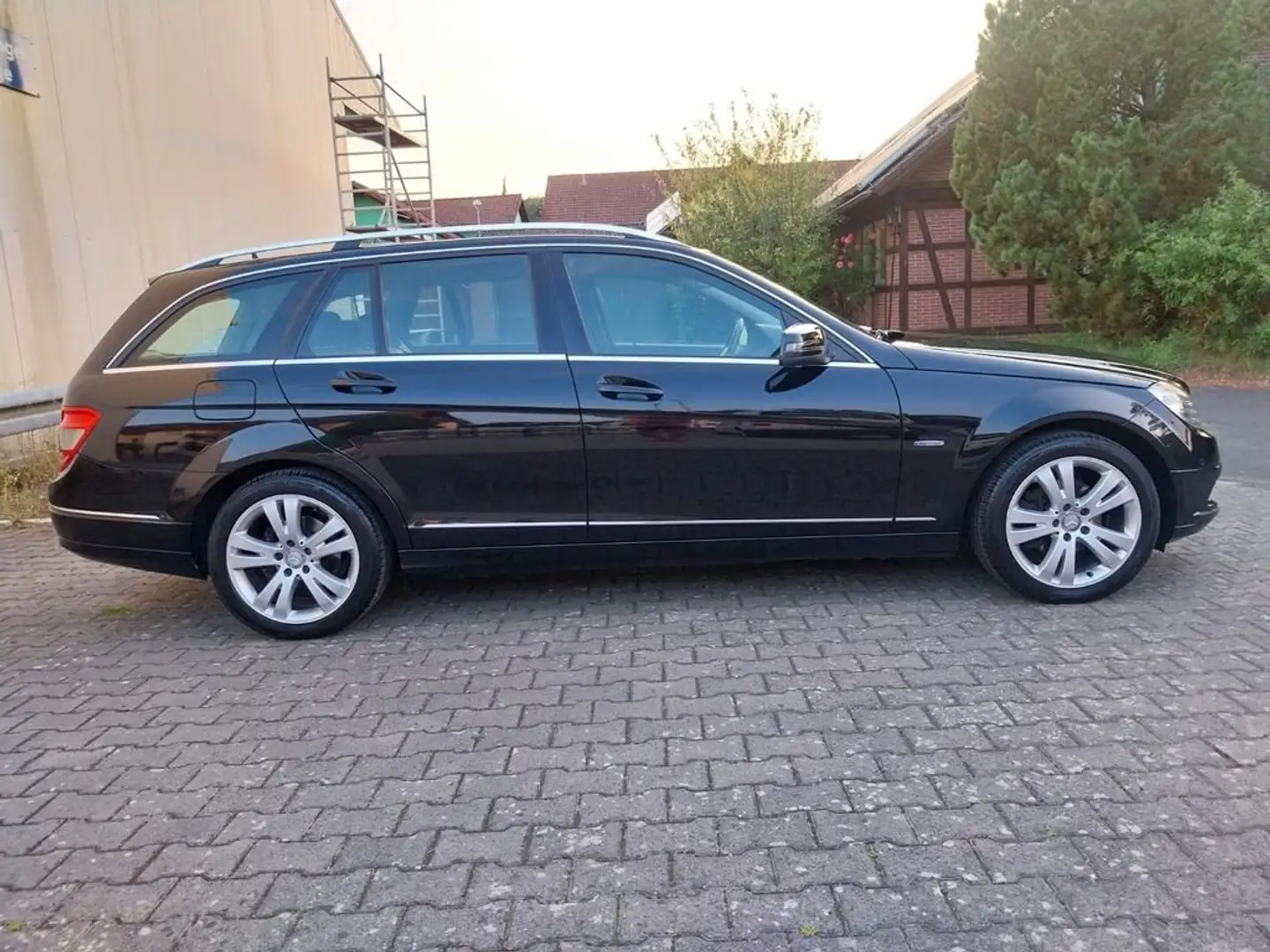 Mercedes-Benz C 180 C 180 T Kompressor BlueEFFICIENCY Special Edition Zwart - 2