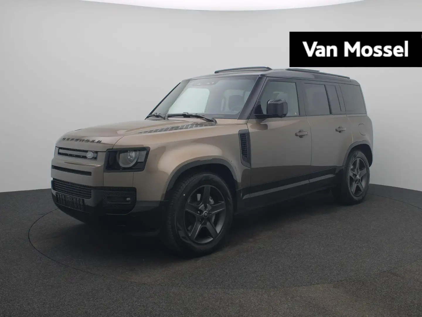 Land Rover Defender 110 2.0 P300e 110 X-Dynamic SE | Cold Climate Pack Bruin - 1