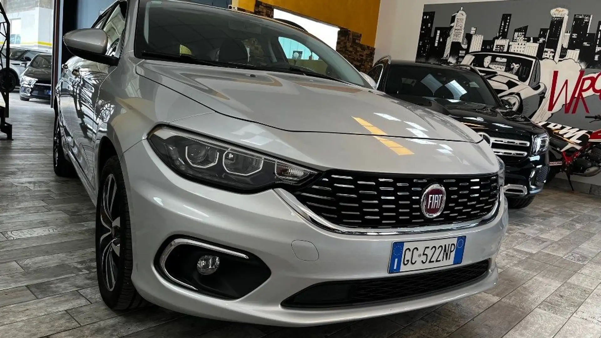 Fiat Tipo 1.6 Mjt S&S SW Lounge-unicoproprietario Argento - 2