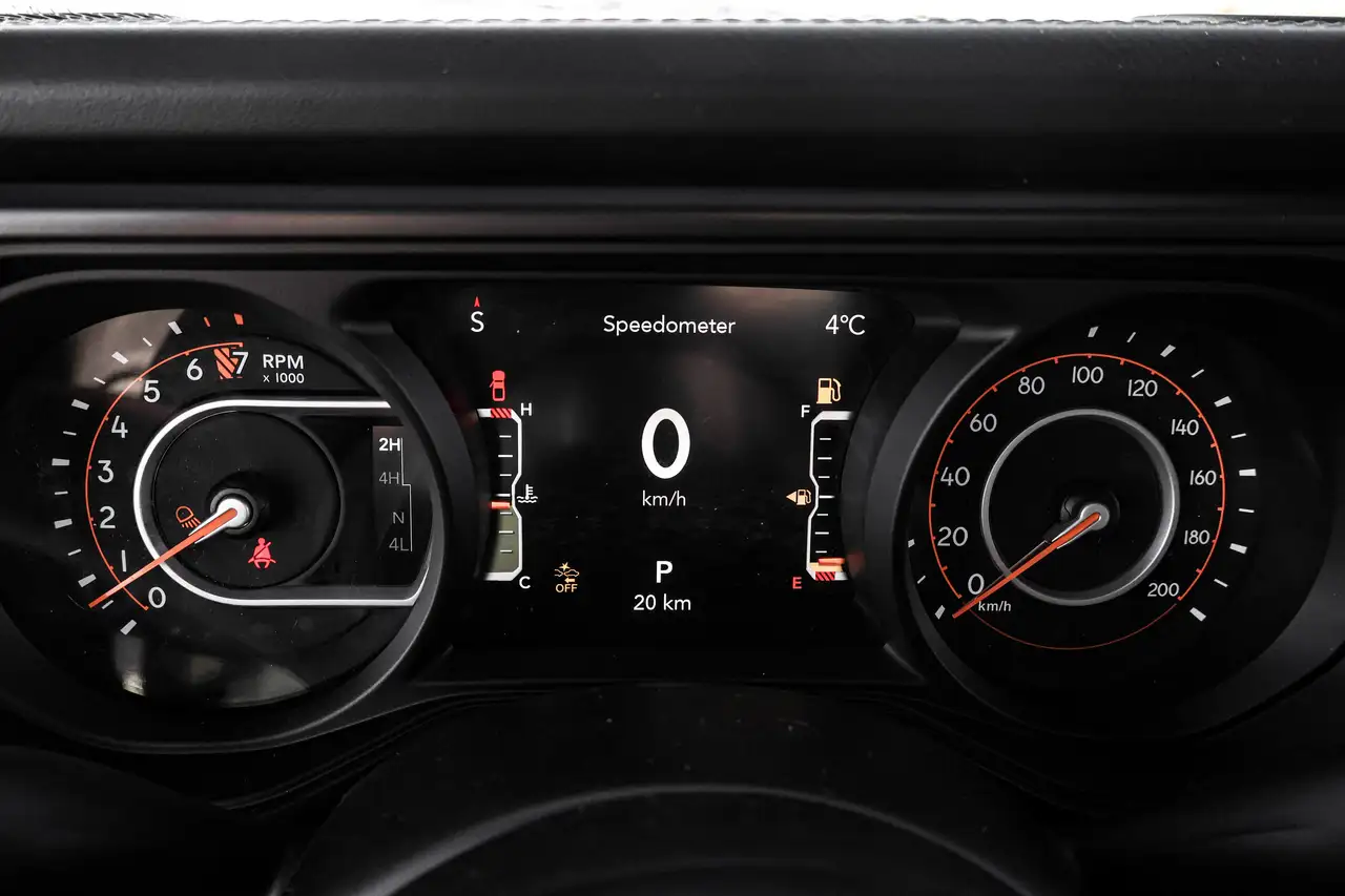 Jeep Gladiator снимка Jeep Gladiator