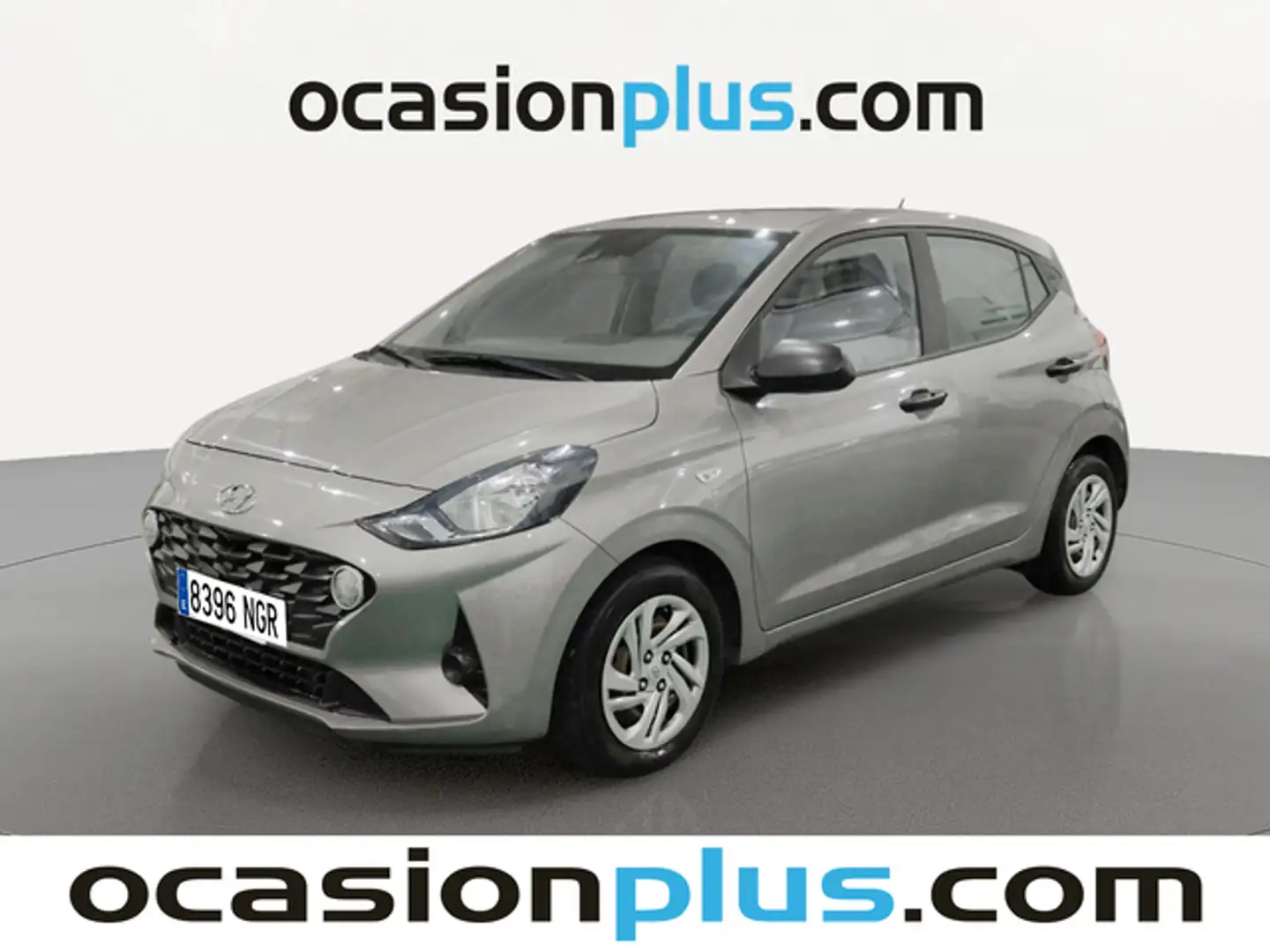 Hyundai i10 1.0 MPI Essence Plateado - 1